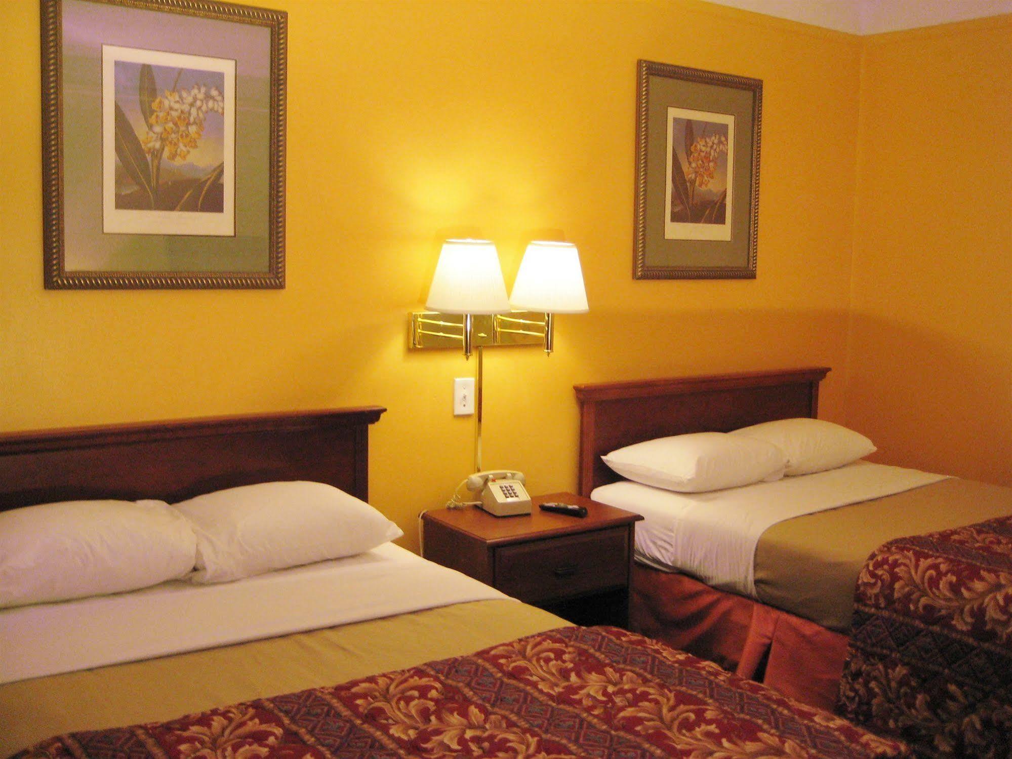Charlotte Express Inn Buitenkant foto